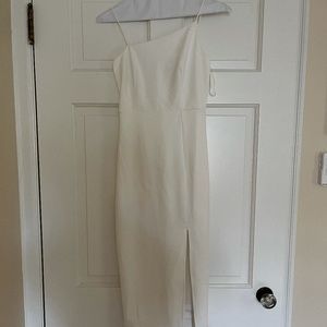 BRAND NEW WITH TAGS. BRIDAL DRESS. HELLO MOLLY ONE SHOULDER WHITE DRESS. SIZE 2